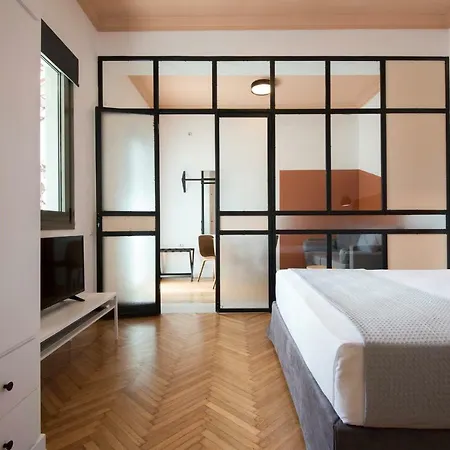 K8 2* Athens